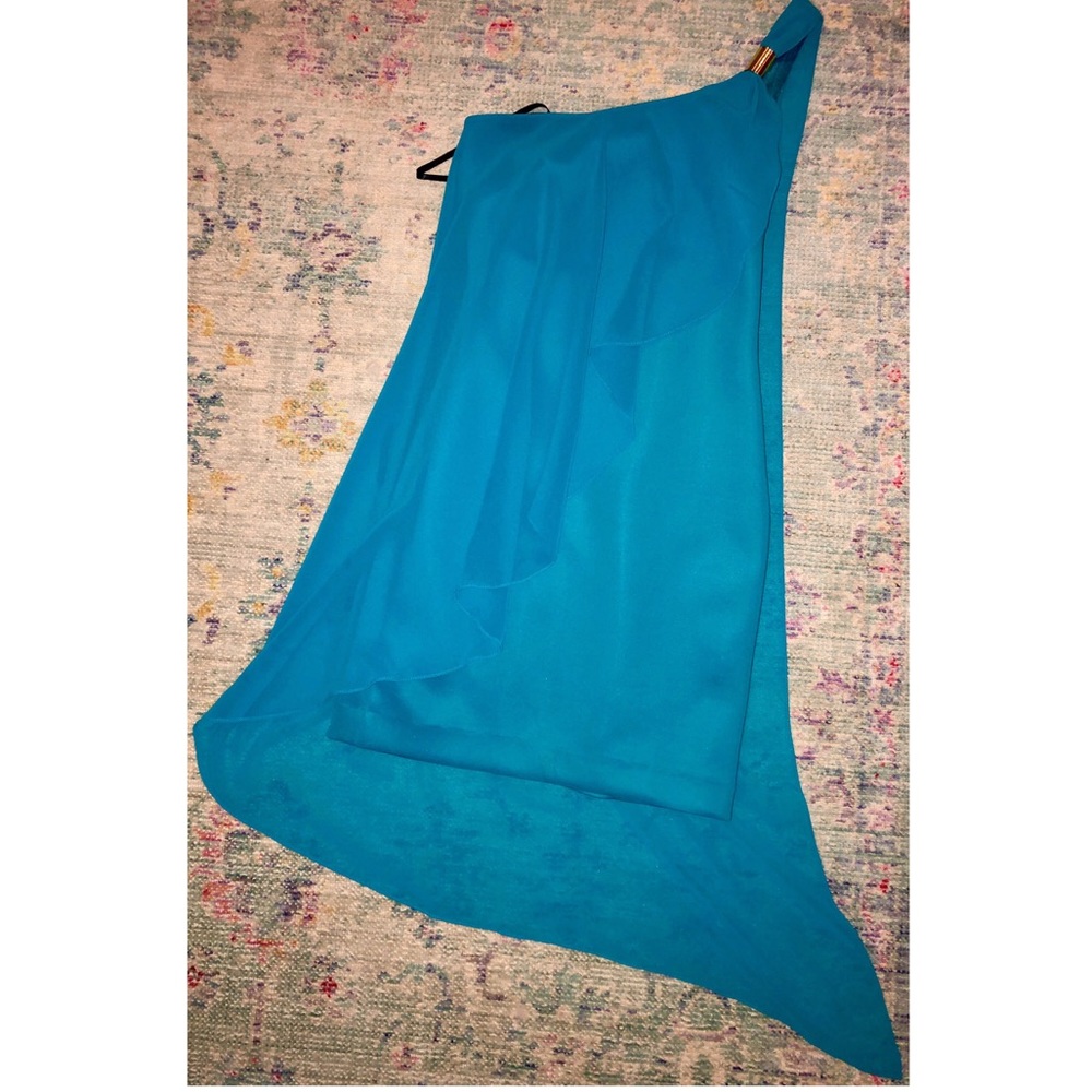 Bebe dress